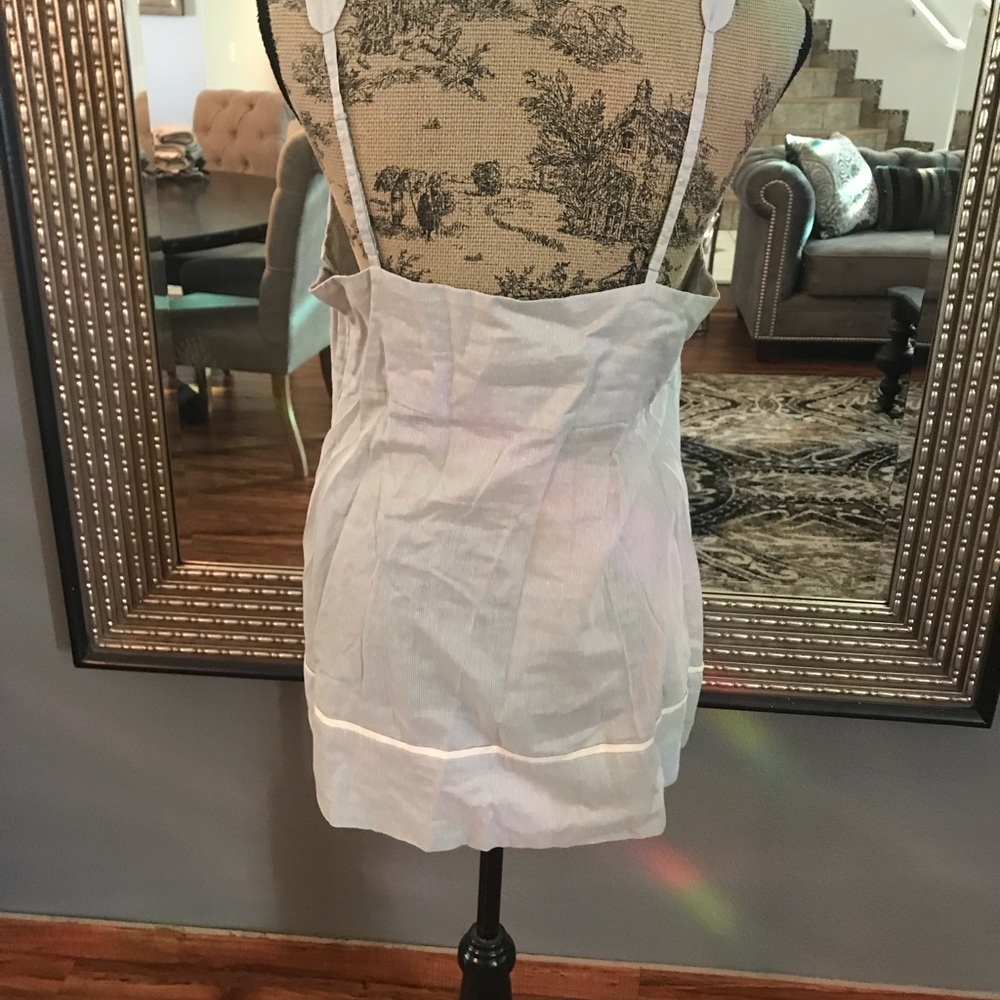 Blouse - Picture 2 of 4